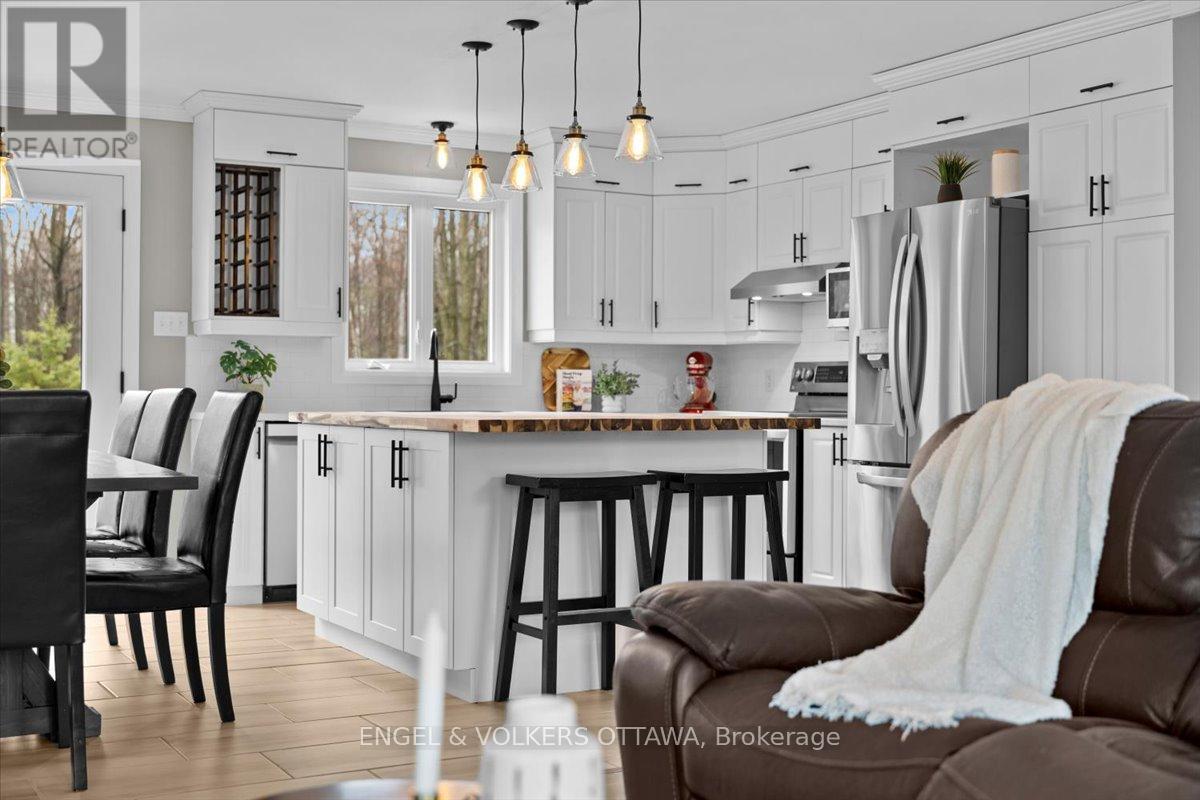 924 County 9 Road, Alfred And Plantagenet, Ontario  K0B 1C0 - Photo 14 - X13007682