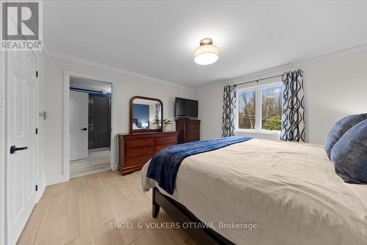 924 County 9 Road, Alfred And Plantagenet, Ontario  K0B 1C0 - Photo 25 - X13007682