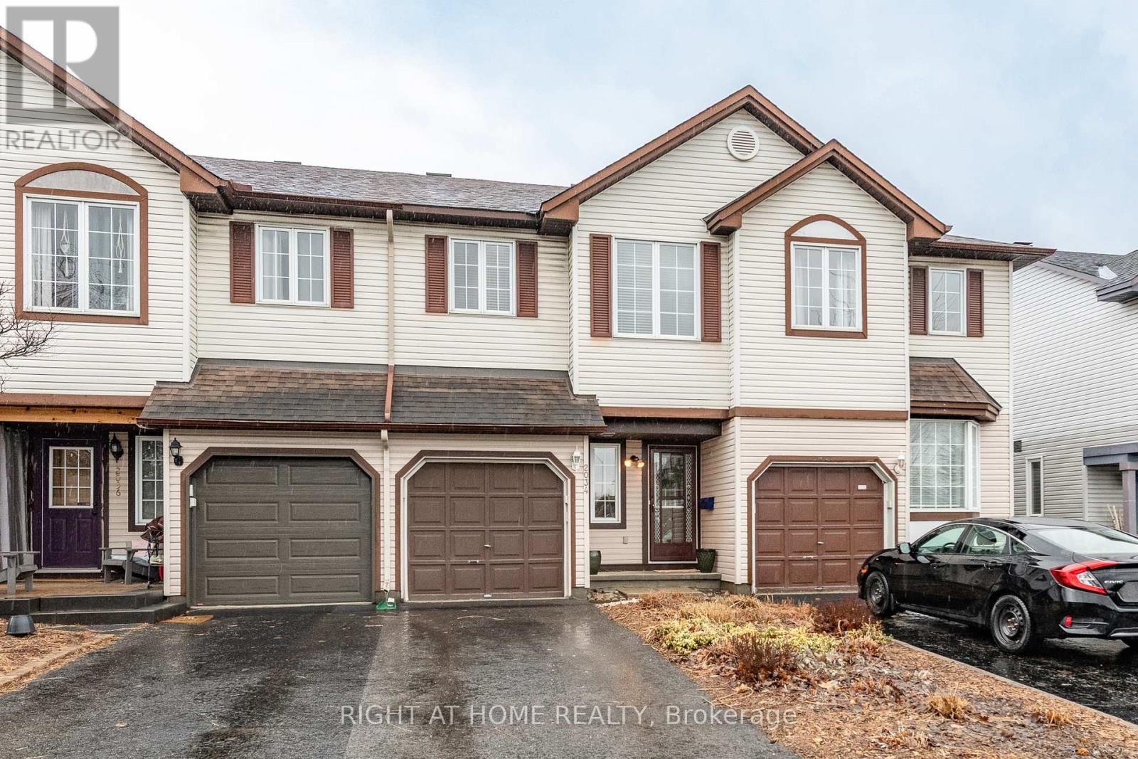 2034 P Avenue, Ottawa, Ontario K1G 6G7 - Photo 2 - X13007700