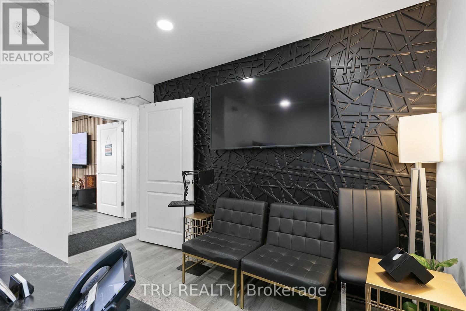 1901 Banff Avenue, Ottawa, Ontario  K1V 7W9 - Photo 23 - X13007736