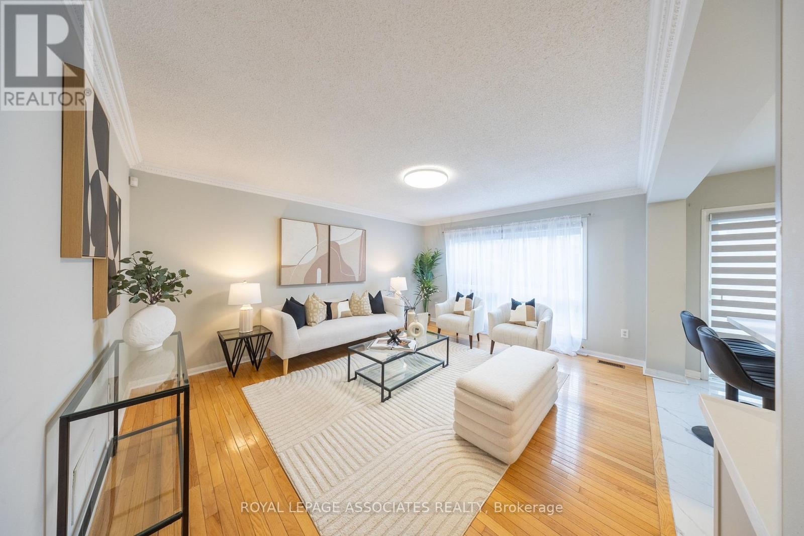 149 Rouge River Drive, Toronto, Ontario  M1B 6G2 - Photo 12 - E13007474