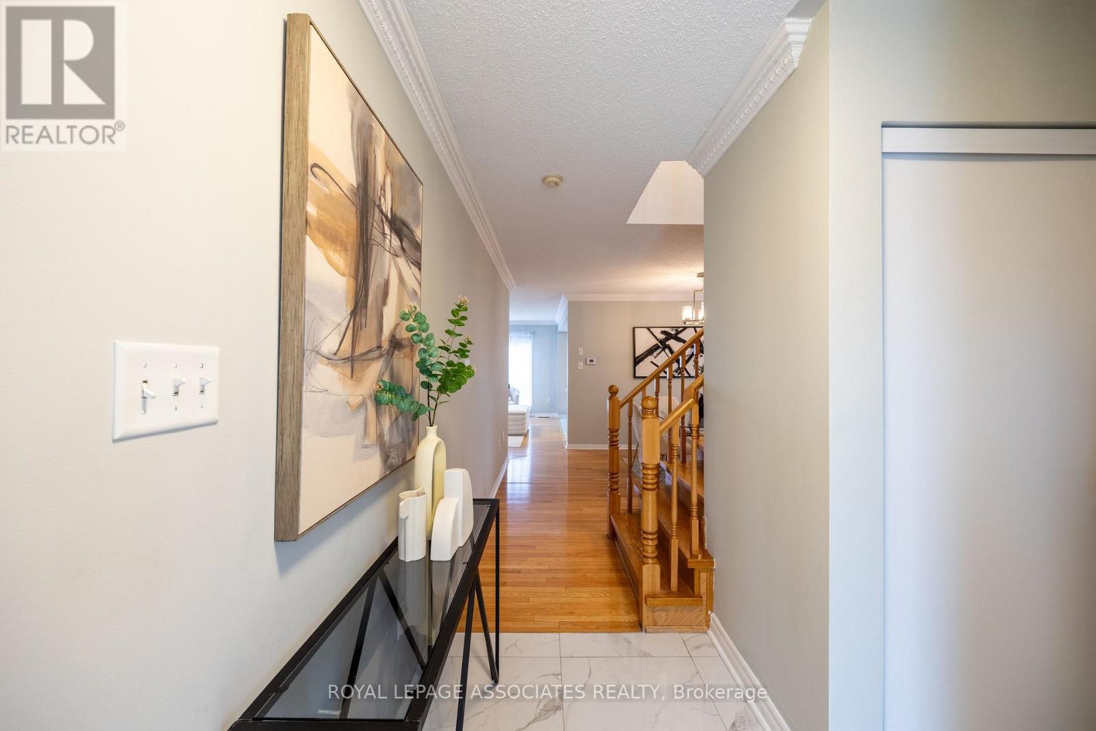 149 Rouge River Drive, Toronto, Ontario  M1B 6G2 - Photo 8 - E13007474