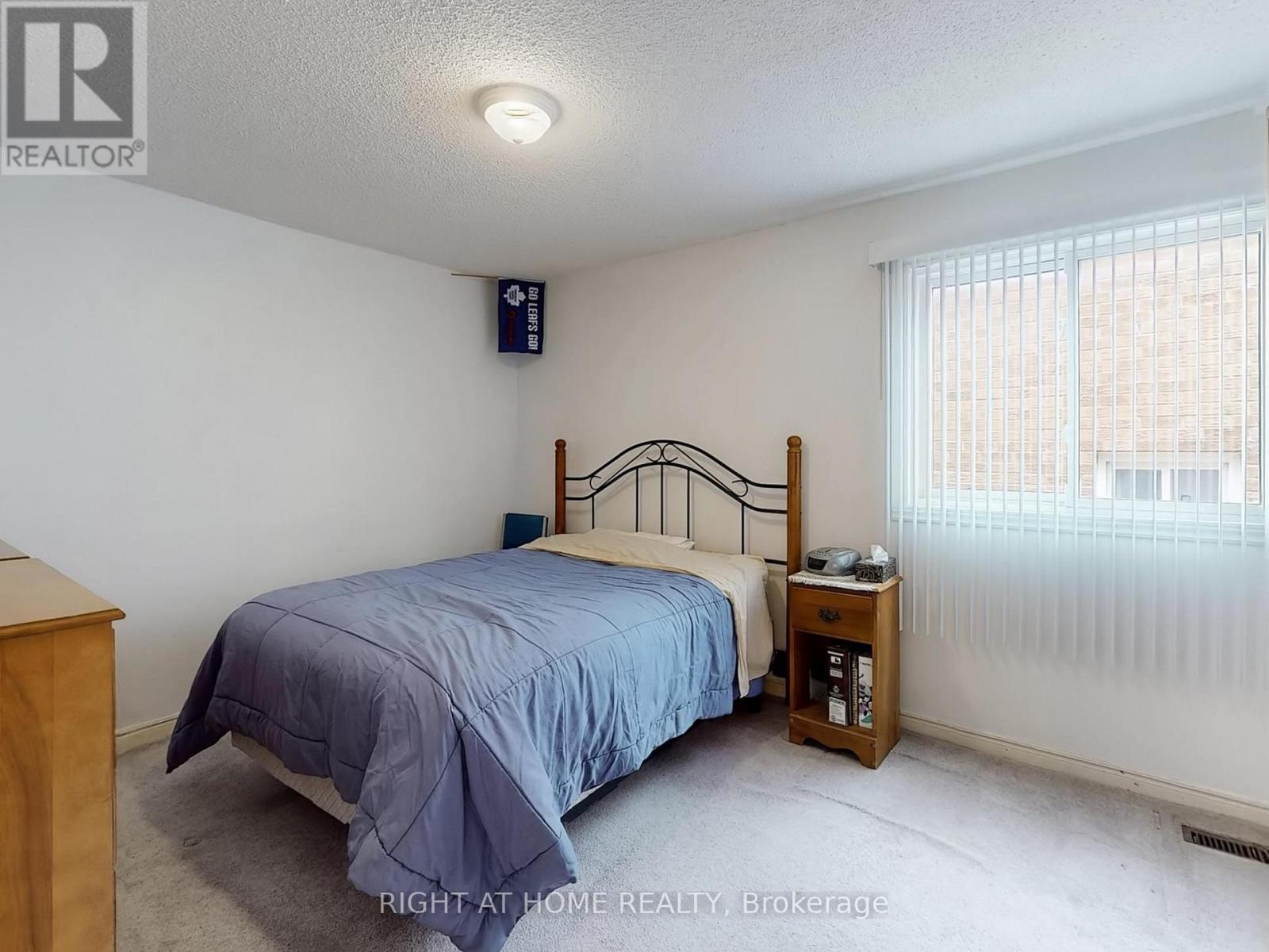 531 Steeple Hill, Pickering, Ontario  L1V 5Z6 - Photo 22 - E13007570