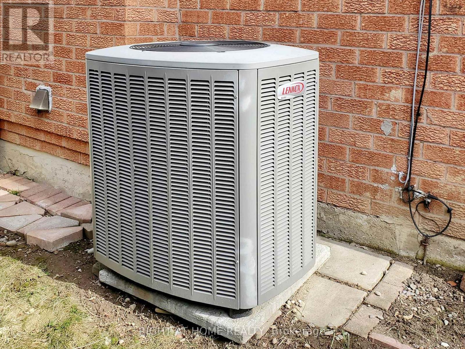 531 Steeple Hill, Pickering, Ontario  L1V 5Z6 - Photo 36 - E13007570