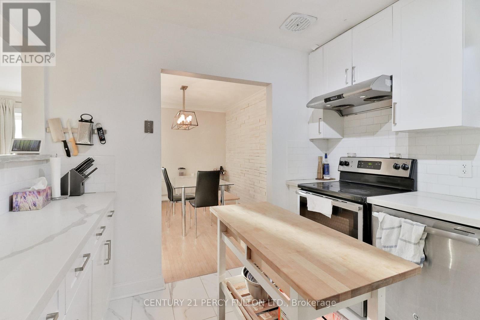 253 Chine Drive, Toronto, Ontario  M1M 2L6 - Photo 13 - E13007744