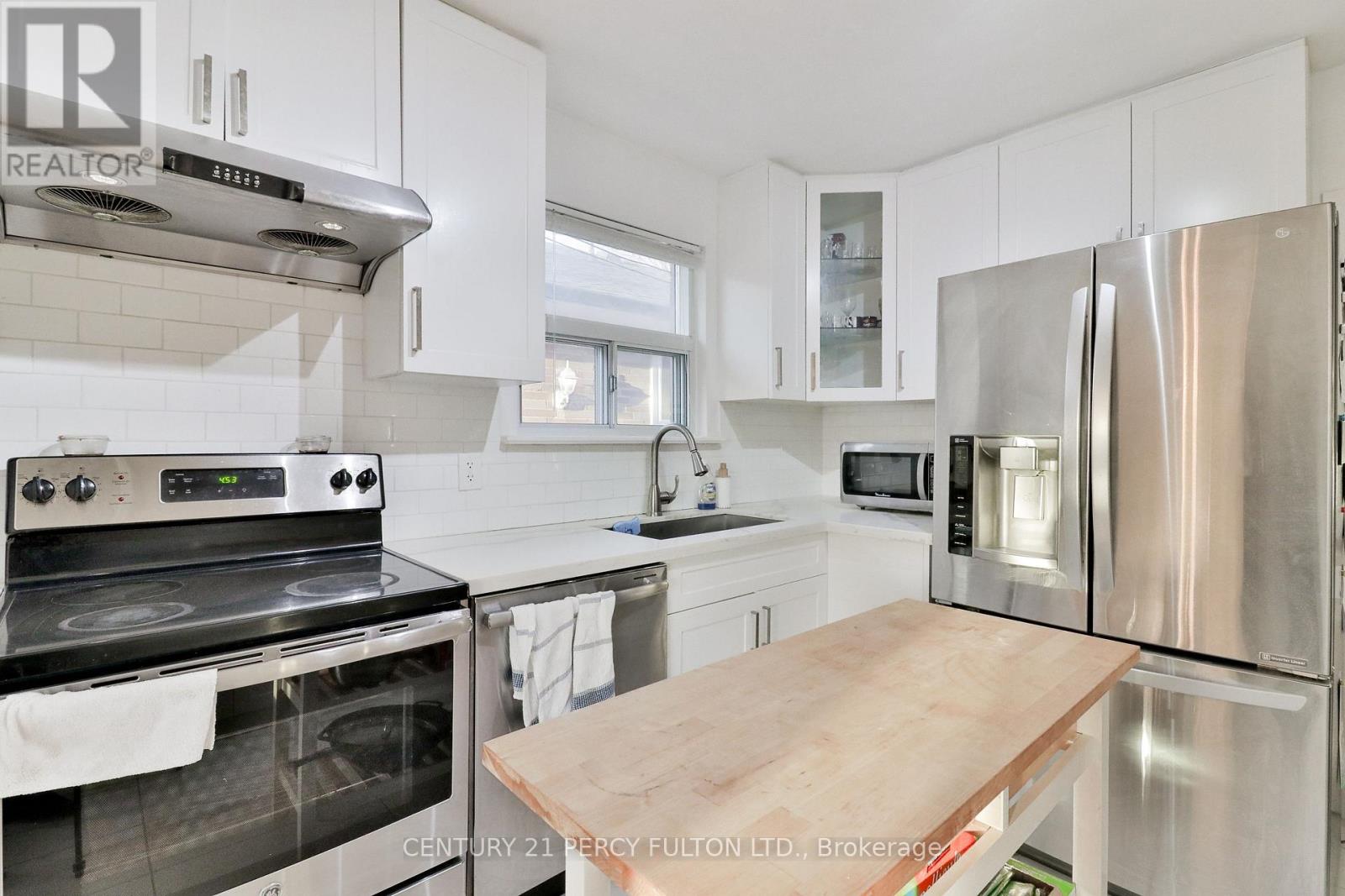 253 Chine Drive, Toronto, Ontario  M1M 2L6 - Photo 16 - E13007744