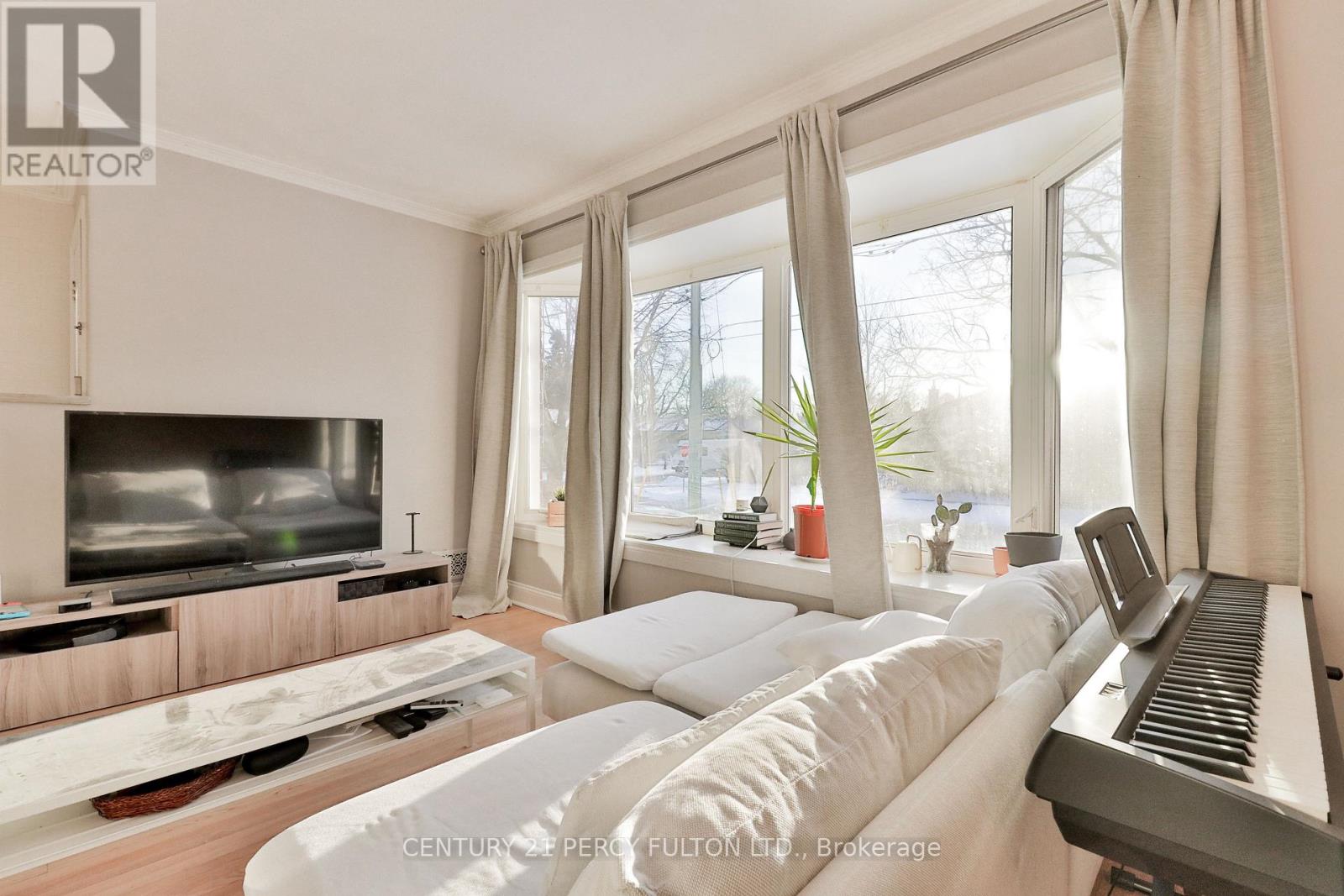 253 Chine Drive, Toronto, Ontario  M1M 2L6 - Photo 7 - E13007744