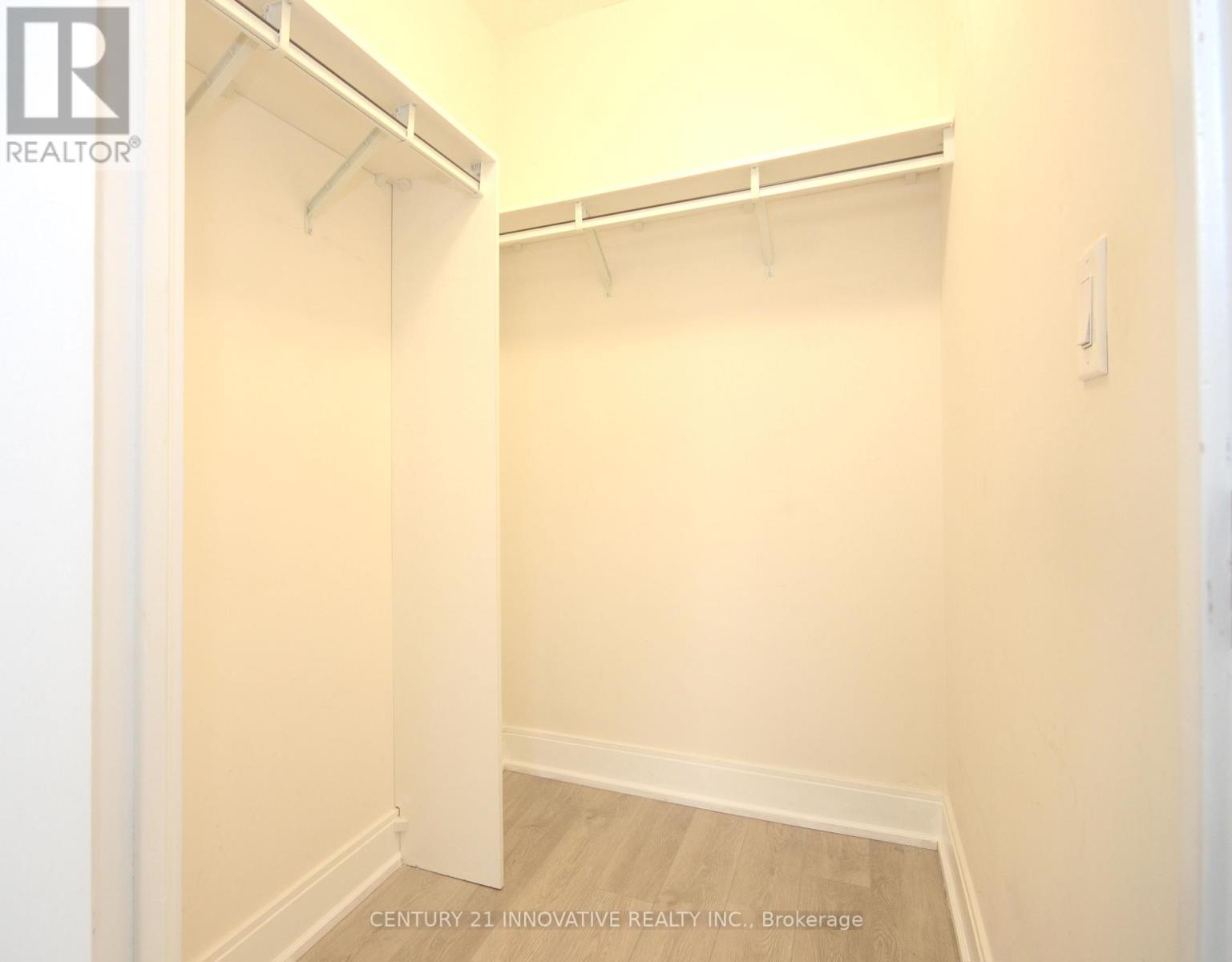 3024 - 135 Village Green Square, Toronto, Ontario  M1S 0G4 - Photo 5 - E13007756