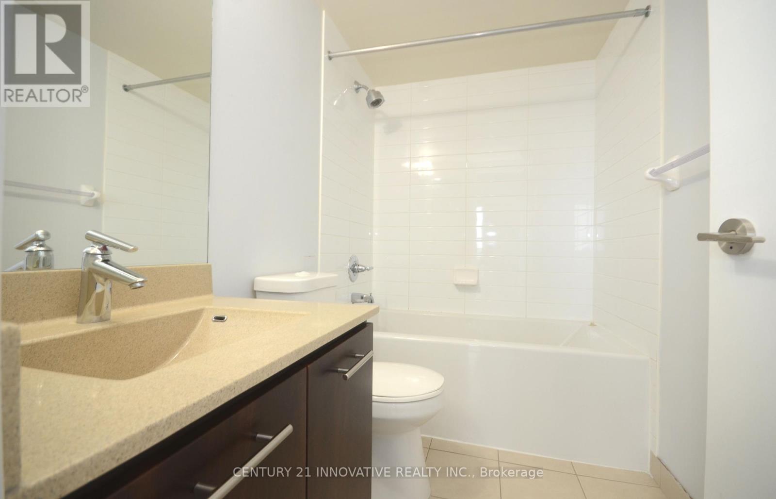 3024 - 135 Village Green Square, Toronto, Ontario  M1S 0G4 - Photo 6 - E13007756