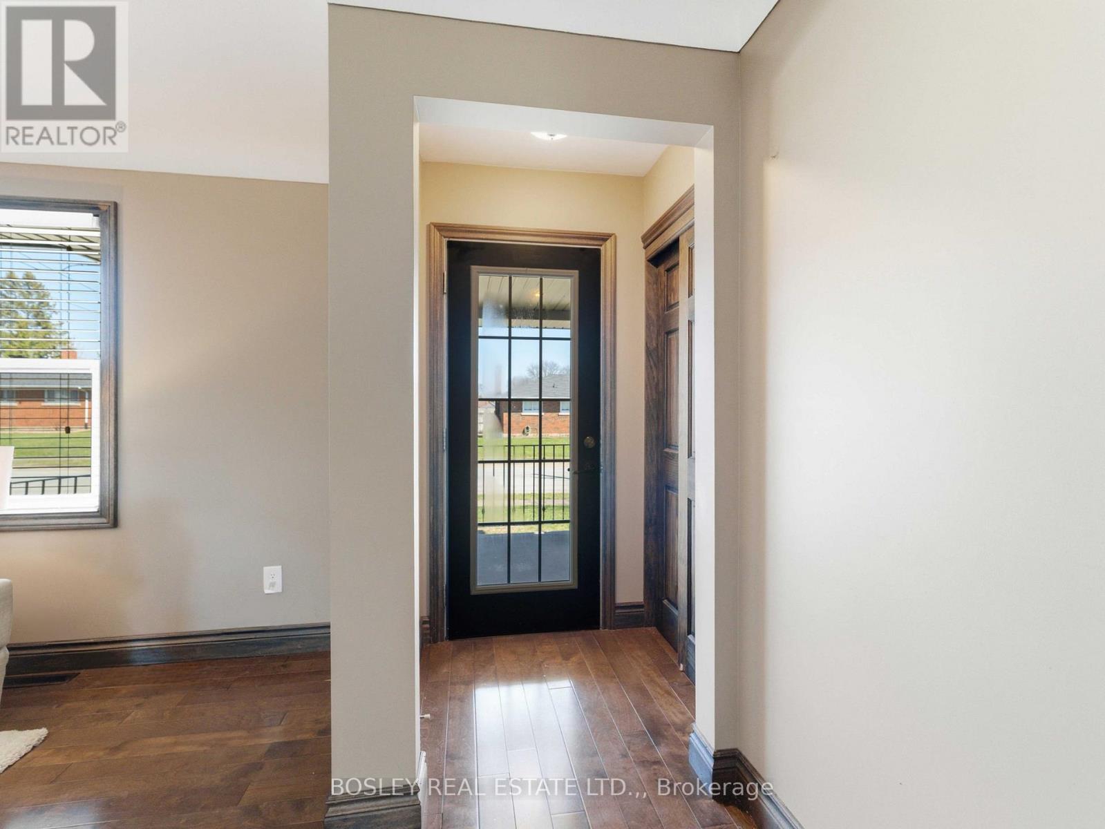 5009 Amelia Crescent, Niagara Falls, Ontario  L2E 5C4 - Photo 19 - X13007598