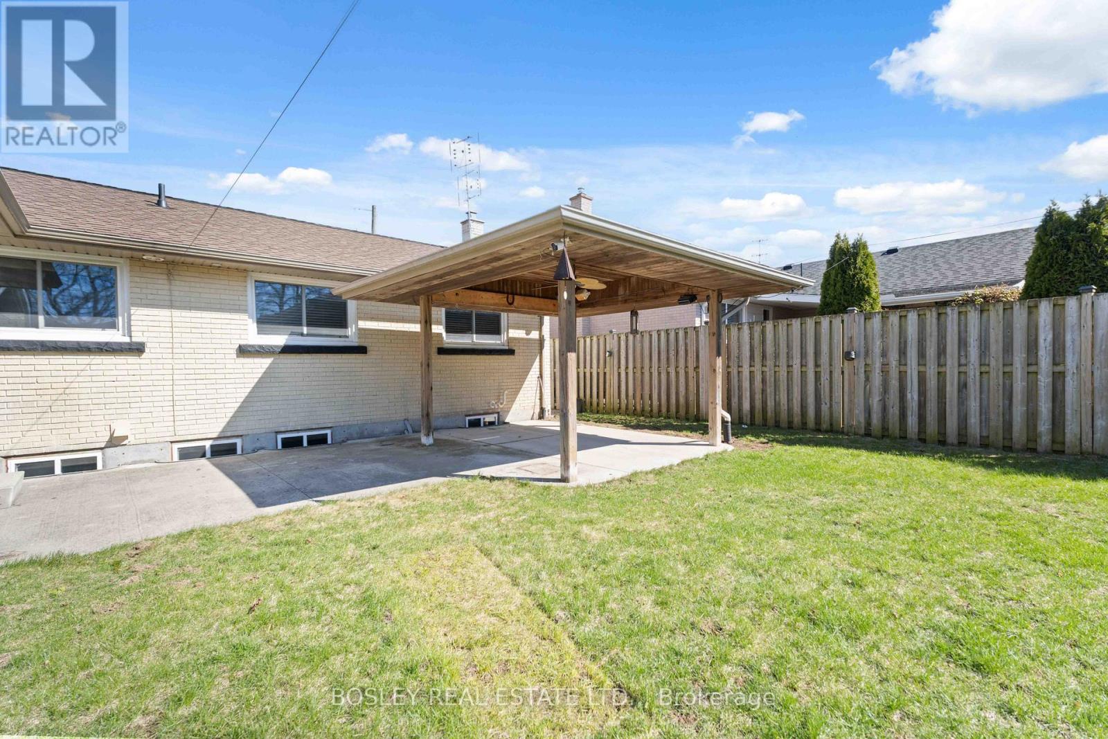 5009 Amelia Crescent, Niagara Falls, Ontario  L2E 5C4 - Photo 42 - X13007598