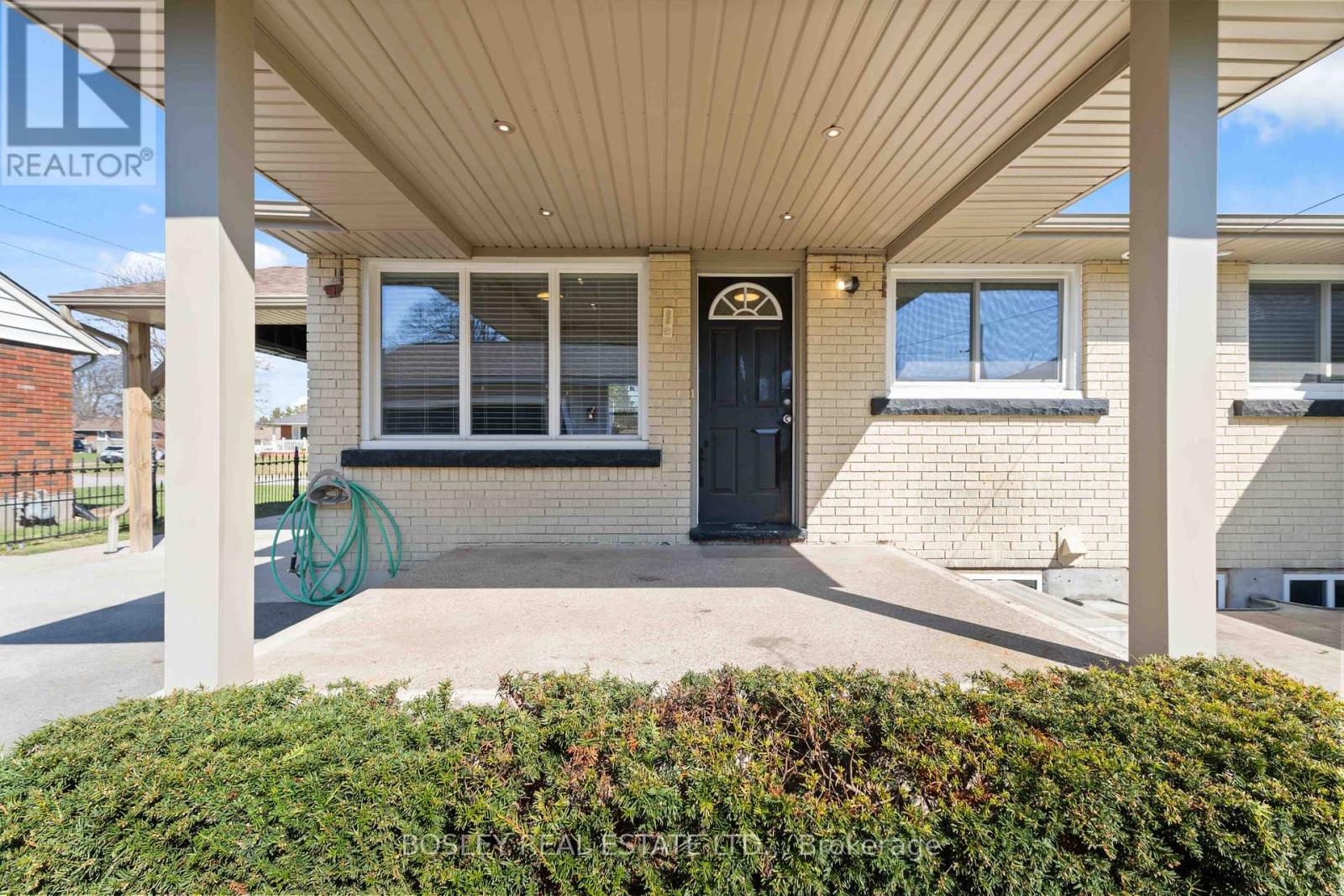 5009 Amelia Crescent, Niagara Falls, Ontario  L2E 5C4 - Photo 47 - X13007598