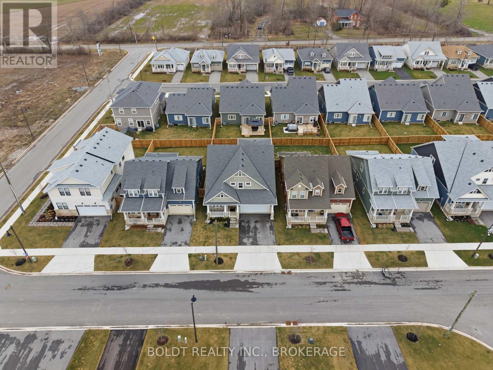 70 Beachwalk Crescent, Fort Erie, Ontario  L0S 1B0 - Photo 34 - X13007702