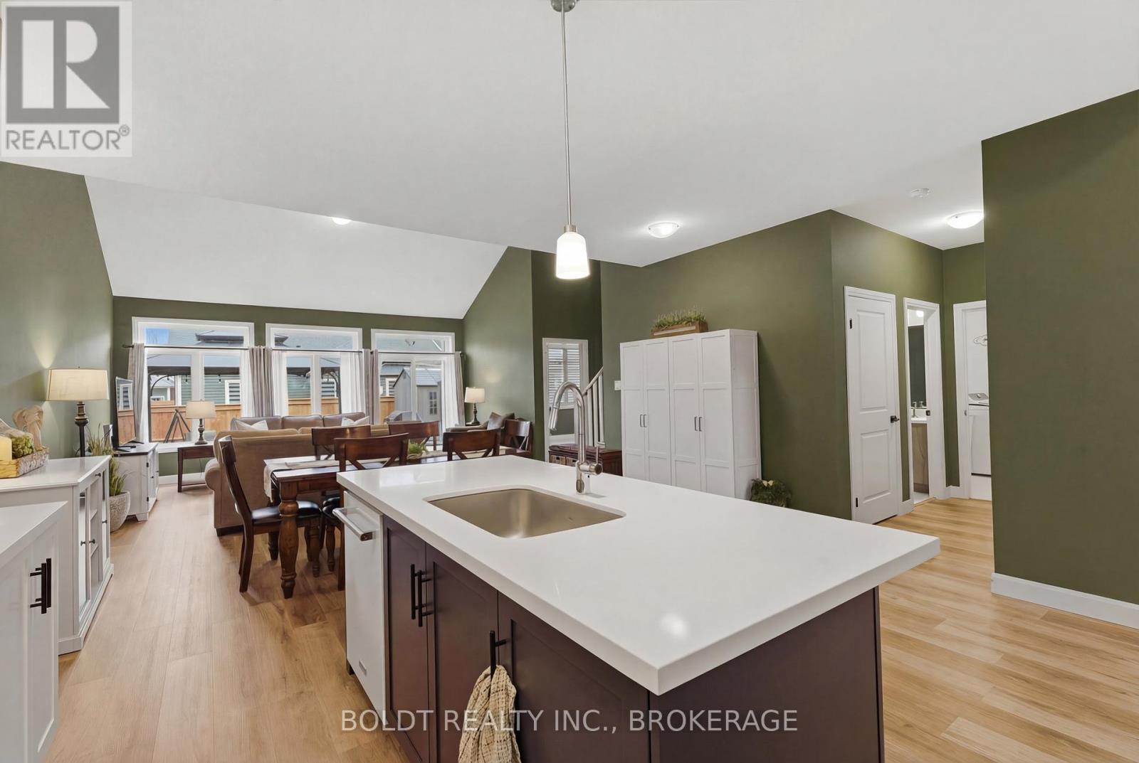 70 Beachwalk Crescent, Fort Erie, Ontario  L0S 1B0 - Photo 6 - X13007702