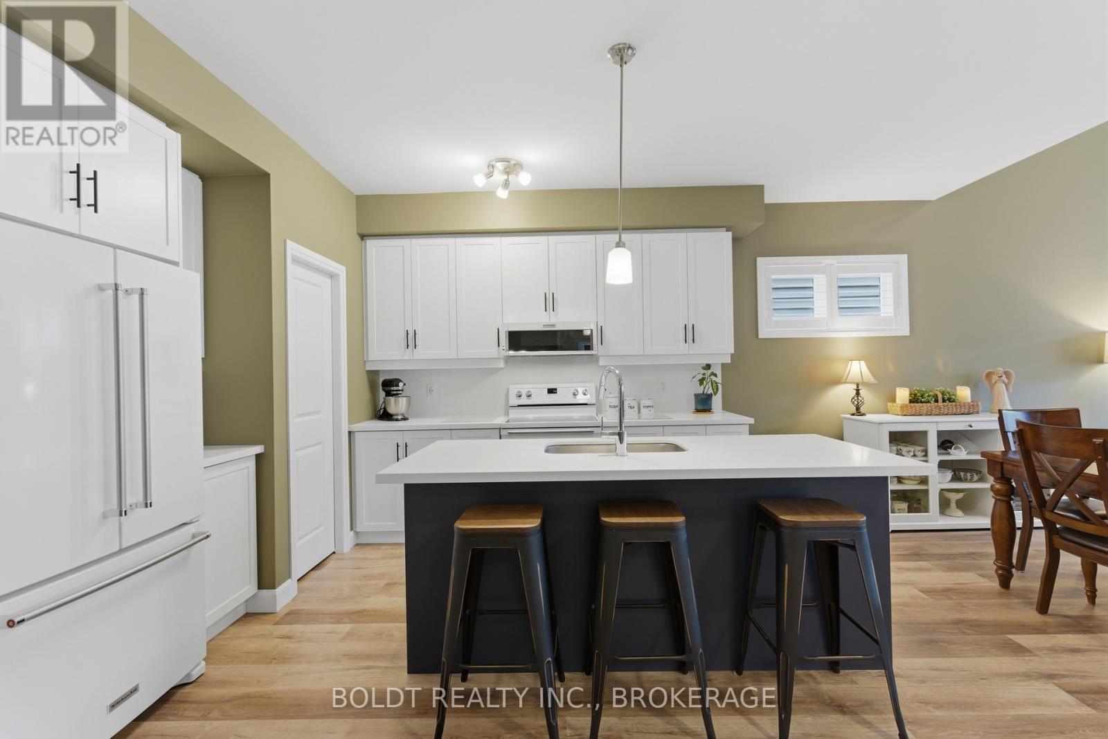 70 Beachwalk Crescent, Fort Erie, Ontario  L0S 1B0 - Photo 7 - X13007702