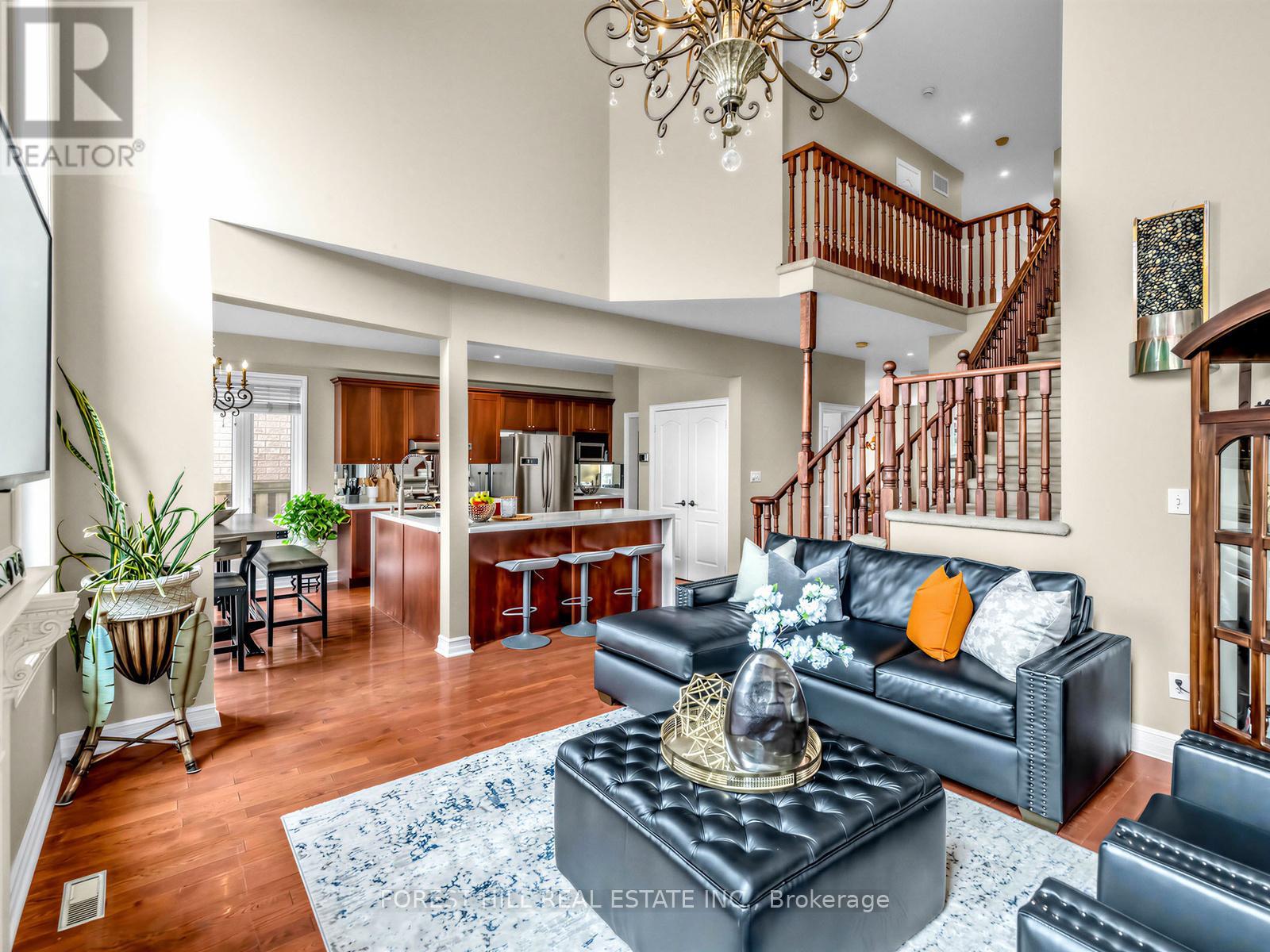 65 Victoria Wood Avenue, Markham, Ontario  L6E 1K2 - Photo 13 - N13007470