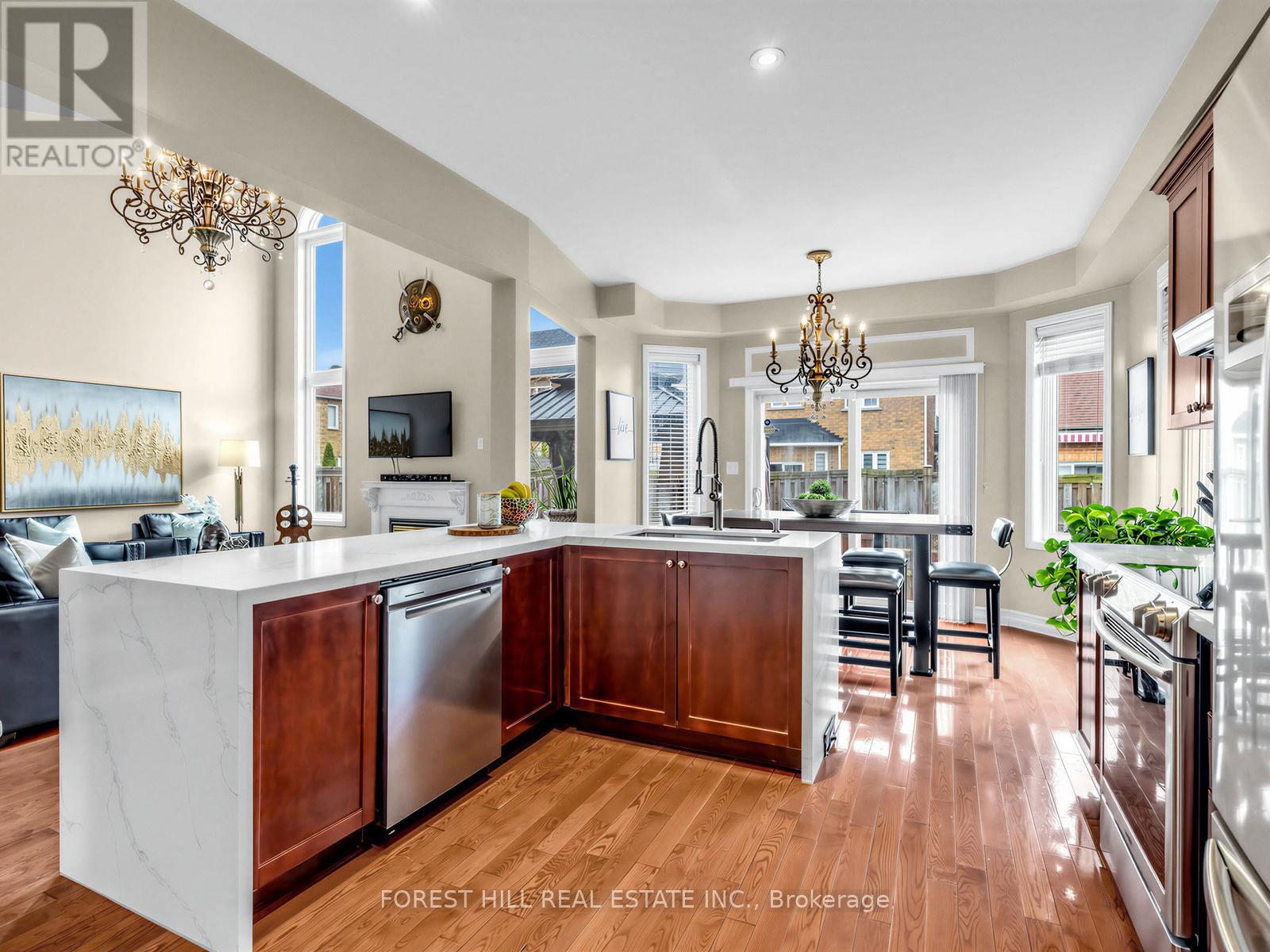 65 Victoria Wood Avenue, Markham, Ontario  L6E 1K2 - Photo 23 - N13007470