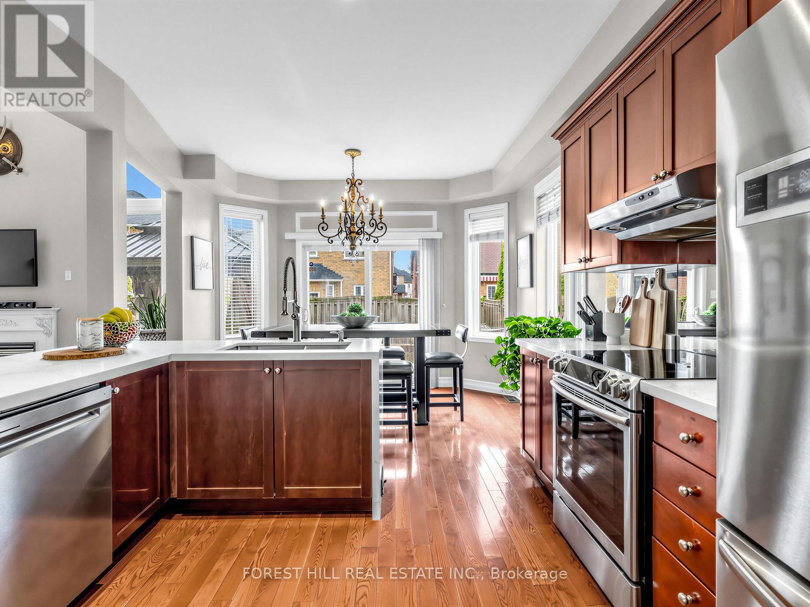 65 Victoria Wood Avenue, Markham, Ontario  L6E 1K2 - Photo 24 - N13007470