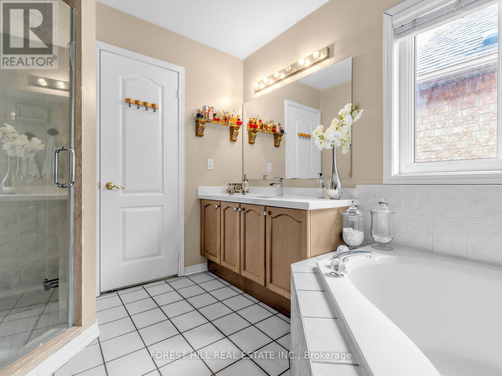 65 Victoria Wood Avenue, Markham, Ontario  L6E 1K2 - Photo 32 - N13007470