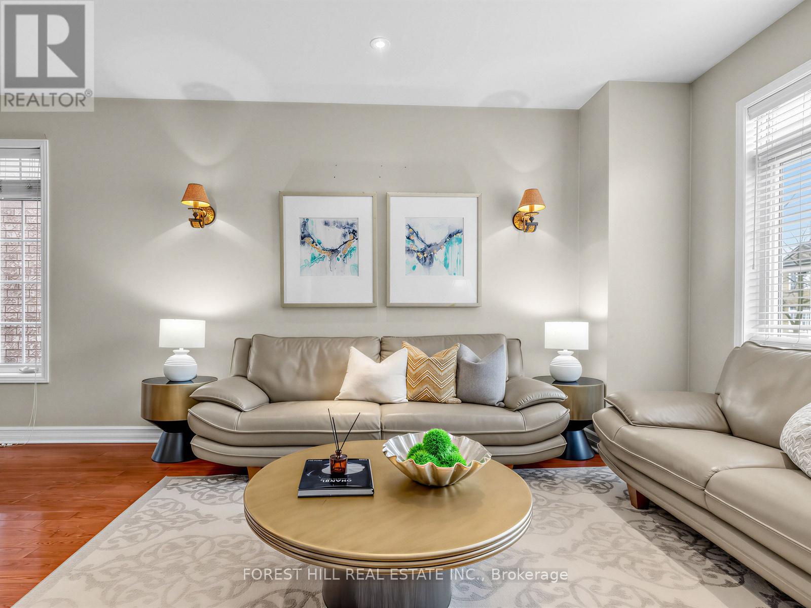 65 Victoria Wood Avenue, Markham, Ontario  L6E 1K2 - Photo 7 - N13007470