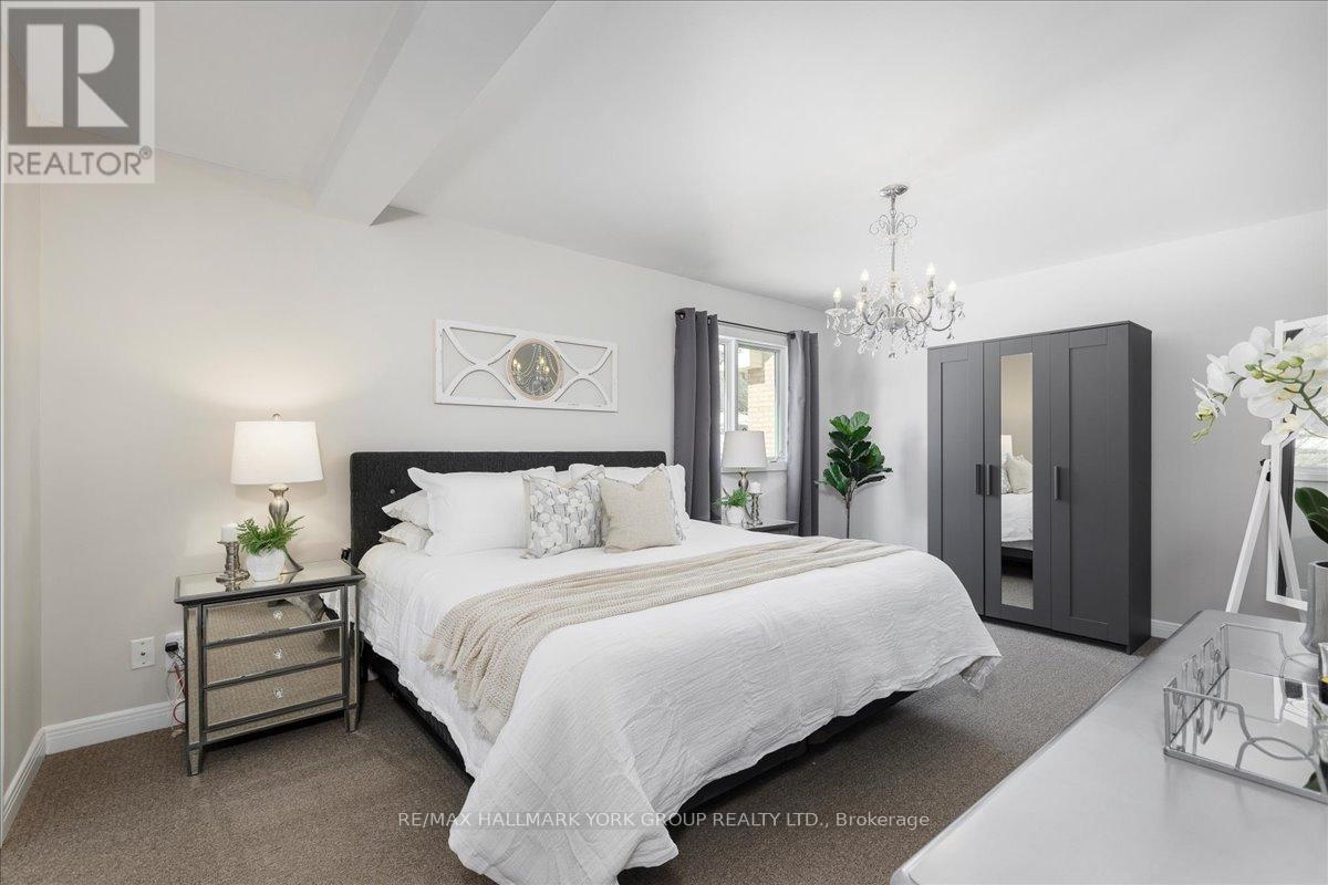 19 Silverstone Crescent, Georgina, Ontario  L4P 4A5 - Photo 22 - N13007476