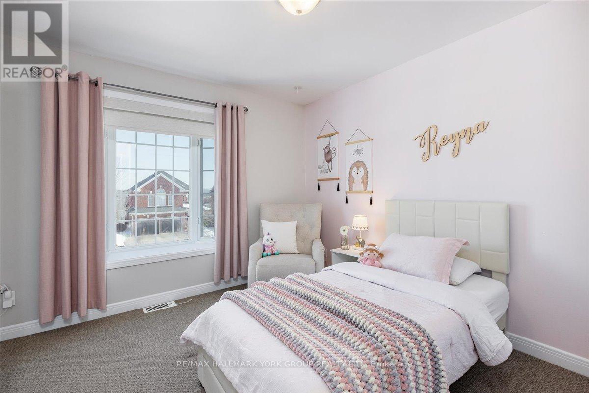 19 Silverstone Crescent, Georgina, Ontario  L4P 4A5 - Photo 27 - N13007476