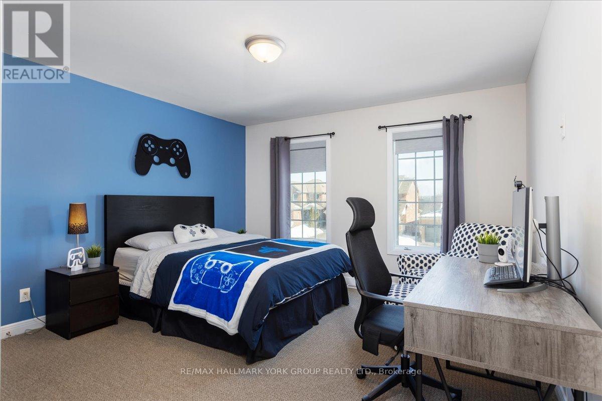 19 Silverstone Crescent, Georgina, Ontario  L4P 4A5 - Photo 28 - N13007476