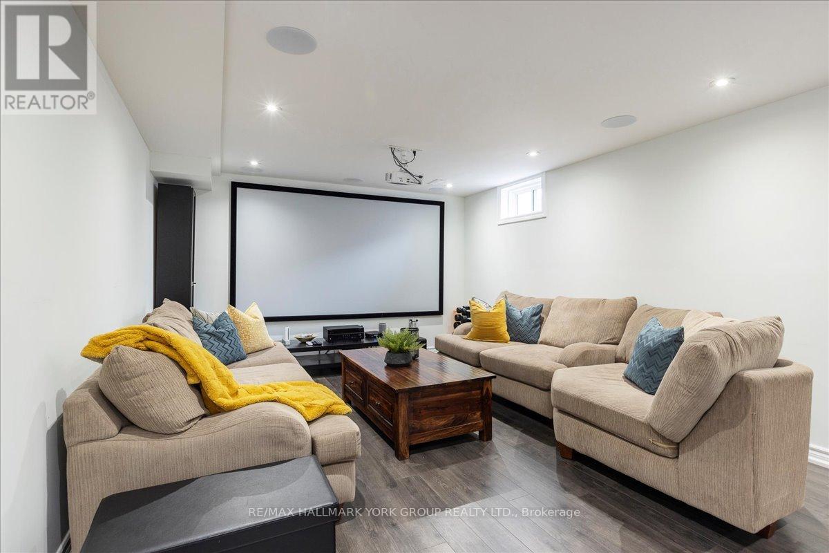 19 Silverstone Crescent, Georgina, Ontario  L4P 4A5 - Photo 33 - N13007476