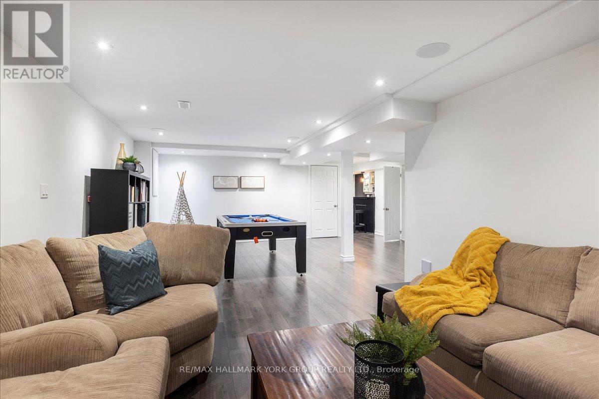 19 Silverstone Crescent, Georgina, Ontario  L4P 4A5 - Photo 34 - N13007476