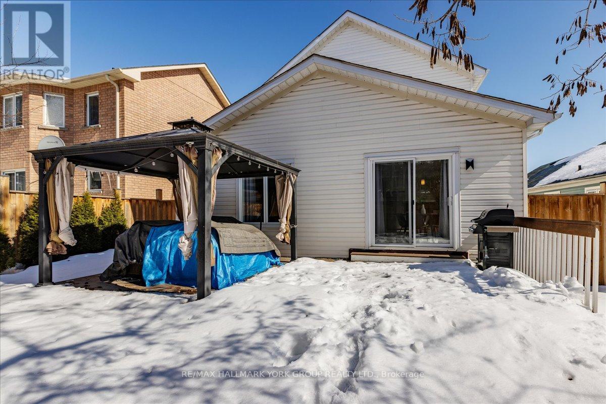 19 Silverstone Crescent, Georgina, Ontario  L4P 4A5 - Photo 38 - N13007476