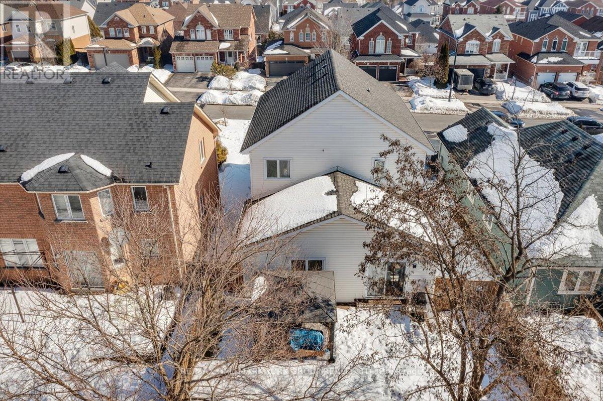 19 Silverstone Crescent, Georgina, Ontario  L4P 4A5 - Photo 39 - N13007476