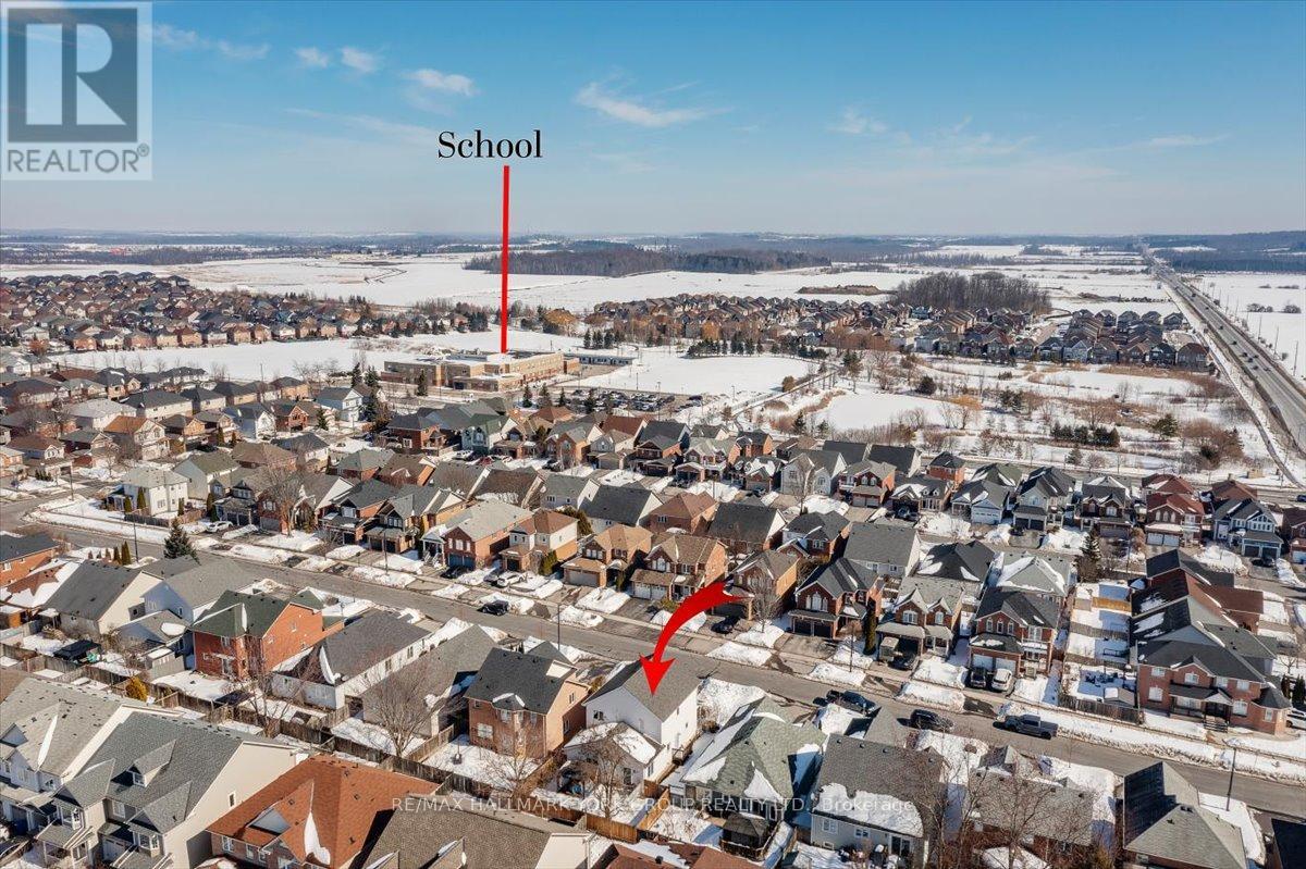 19 Silverstone Crescent, Georgina, Ontario  L4P 4A5 - Photo 40 - N13007476