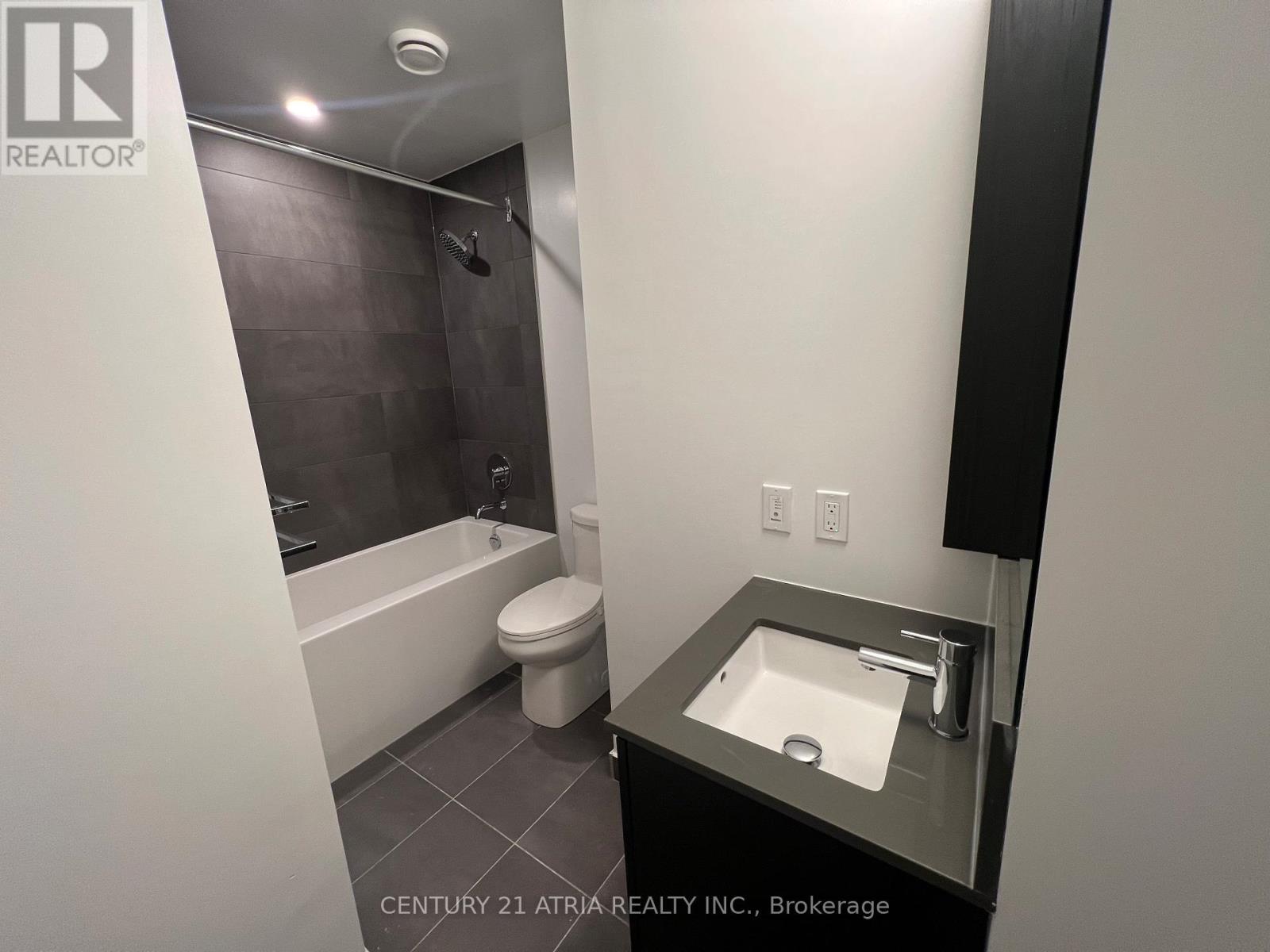 1008 - 7890 Jane Street, Vaughan, Ontario  L4K 0K9 - Photo 6 - N13007520