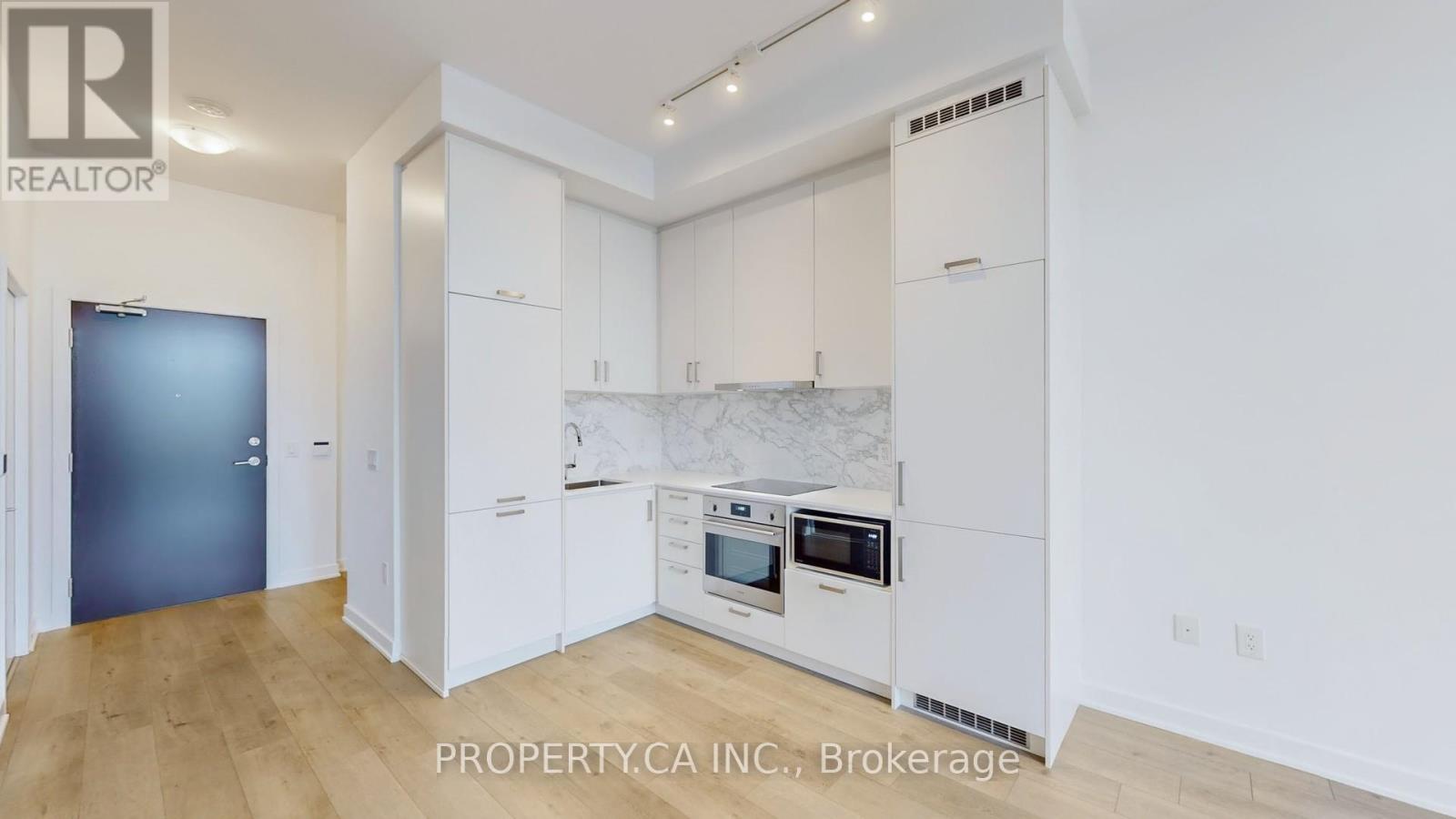 211 - 60 Honeycrisp Crescent, Vaughan, Ontario  L4K 0N5 - Photo 5 - N13007534