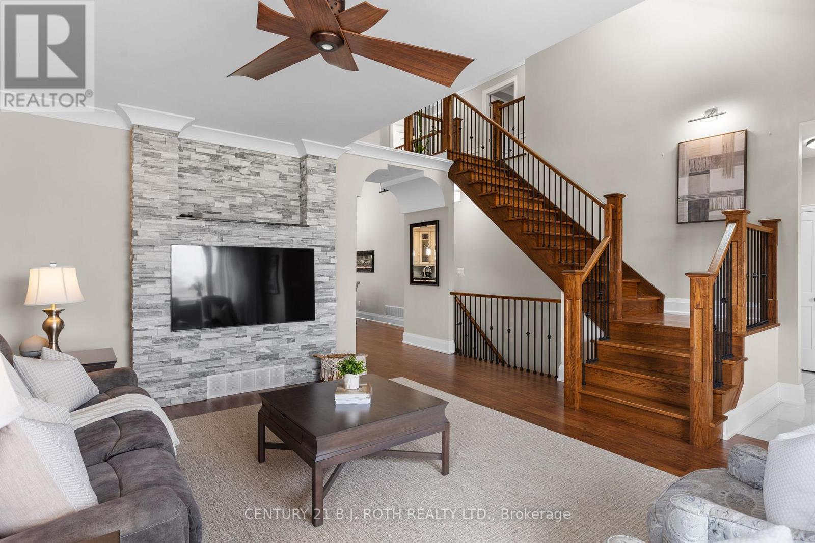 41 Osborn Street, Essa, Ontario  L0M 1B0 - Photo 7 - N13007738