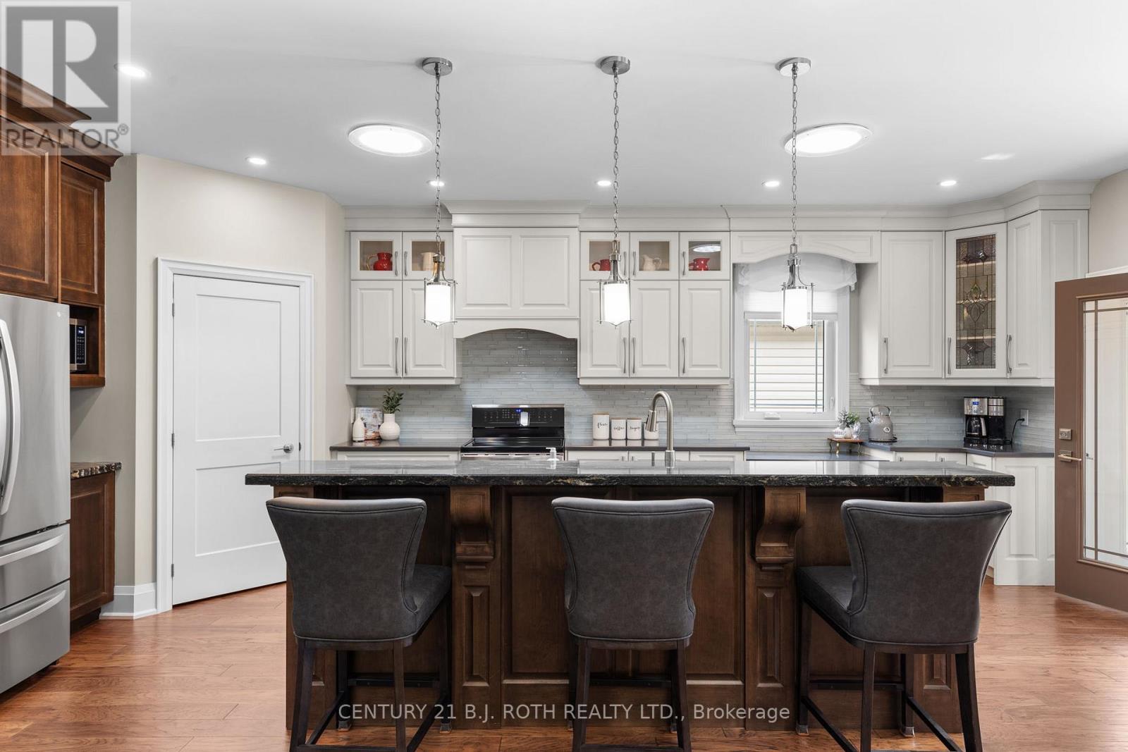 41 Osborn Street, Essa, Ontario  L0M 1B0 - Photo 9 - N13007738