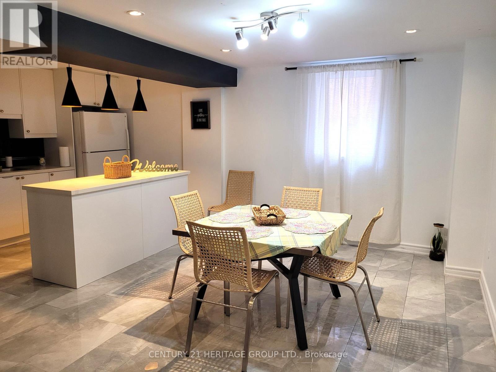 88 Tulip Street, Georgina, Ontario  L4P 1C7 - Photo 4 - N13007796