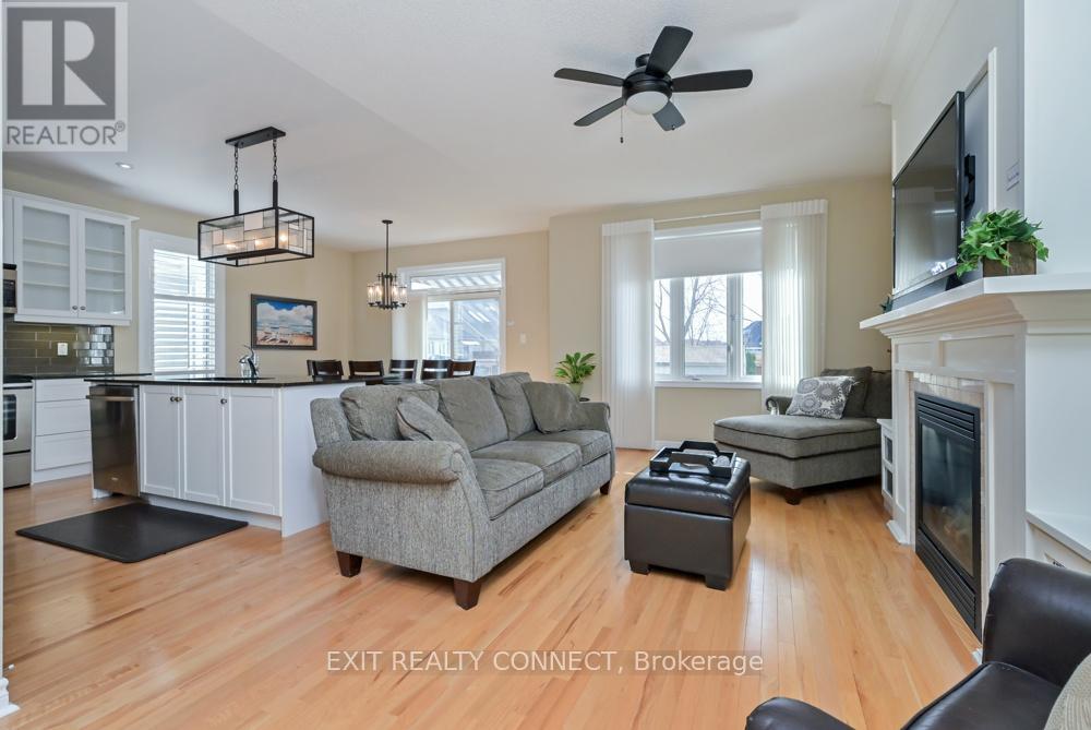 5 Canoe Road, Wasaga Beach, Ontario  L9Z 0E9 - Photo 4 - S13007602