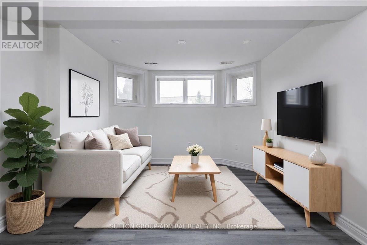 104 Marsellus Drive, Barrie, Ontario  L4N 8R7 - Photo 4 - S13007806