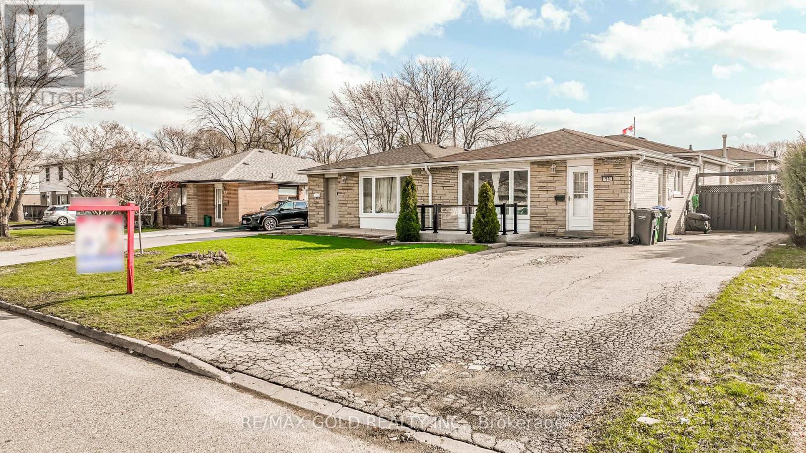 53 DAVENPORT CRESCENT, Brampton, Ontario