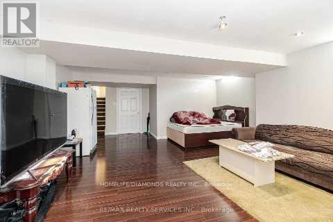 123 Oatfield Road, Brampton (Sandringham-Wellington), Ontario  L6R 1Y6 - Photo 11 - W13003860