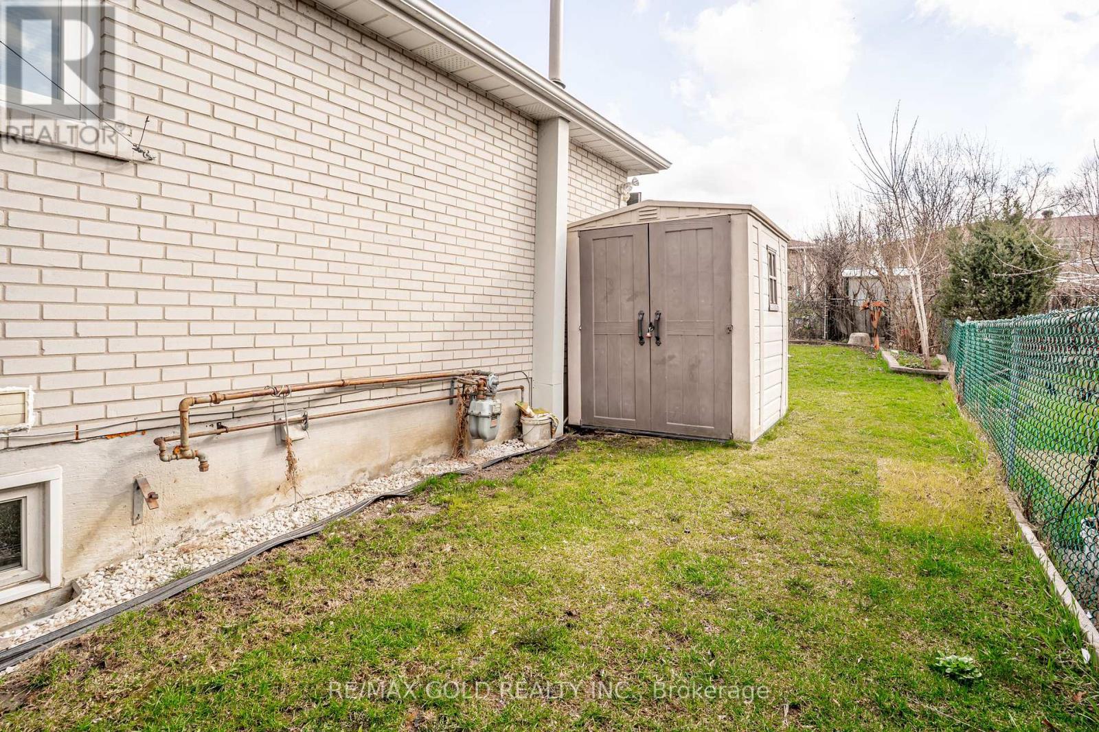 53 Davenport Crescent, Brampton, Ontario  L6T 3L5 - Photo 38 - W13000324