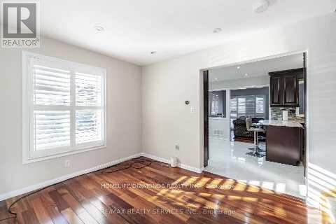 123 Oatfield Road, Brampton (Sandringham-Wellington), Ontario  L6R 1Y6 - Photo 4 - W13003860