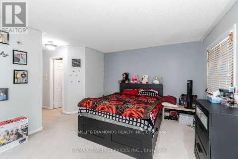 123 Oatfield Road, Brampton (Sandringham-Wellington), Ontario  L6R 1Y6 - Photo 8 - W13003860