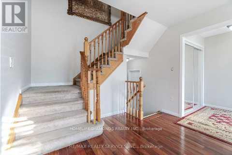 123 Oatfield Road, Brampton (Sandringham-Wellington), Ontario  L6R 1Y6 - Photo 7 - W13003860