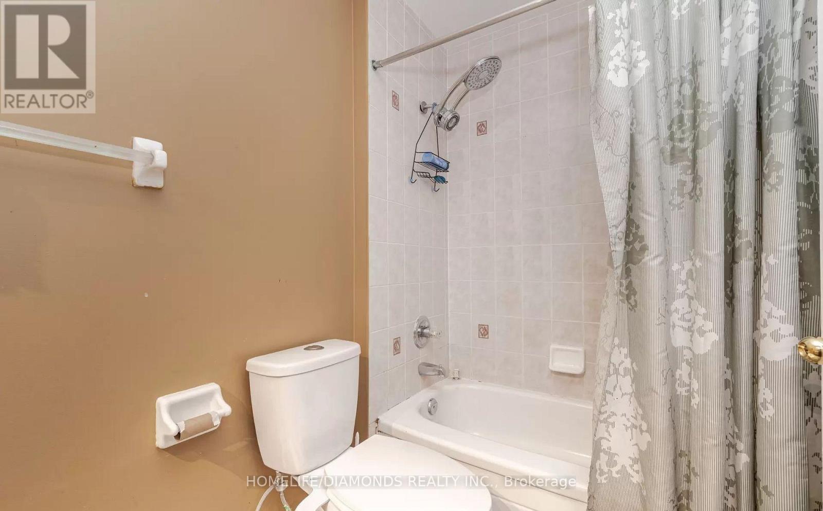 123 Oatfield Road, Brampton (Sandringham-Wellington), Ontario  L6R 1Y6 - Photo 10 - W13003860