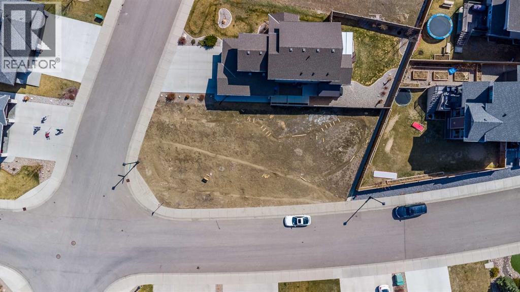 14 Canyon Estates Lane W, Lethbridge, Alberta  T1K 5W7 - Photo 12 - A2272385