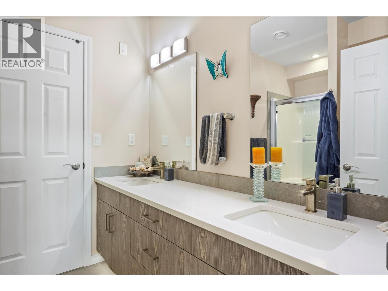 3388 Skaha Lake Road Unit# 1002, Penticton, British Columbia  V2A 6G4 - Photo 11 - 10372695