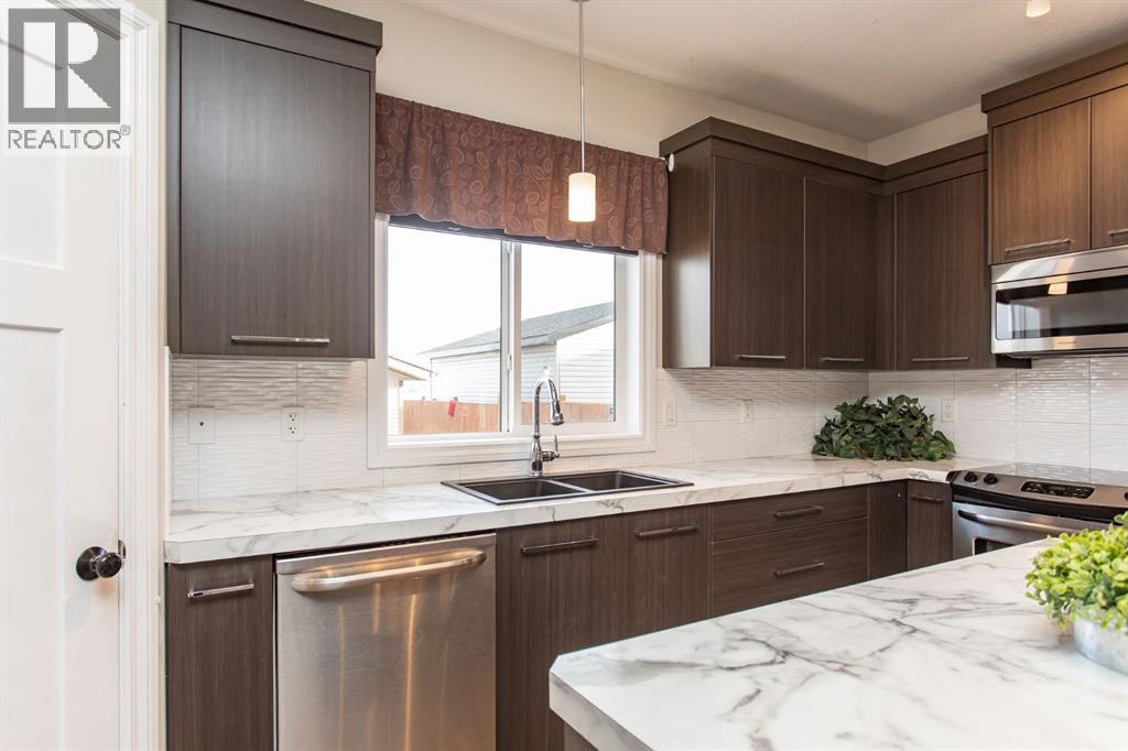 178 Truant Crescent, Red Deer, Alberta  T4P 0S8 - Photo 9 - A2301625