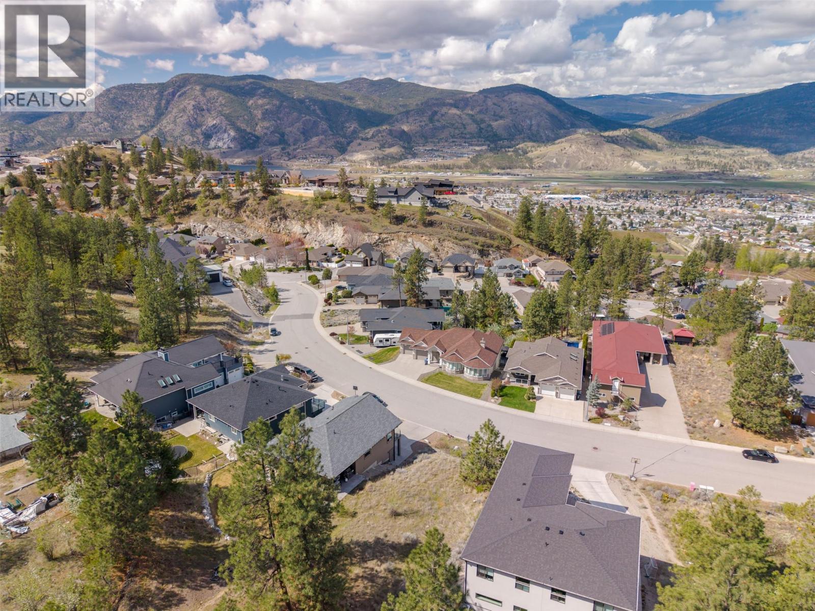 2980 Partridge Drive, Penticton, British Columbia  V2A 9A9 - Photo 8 - 10383420